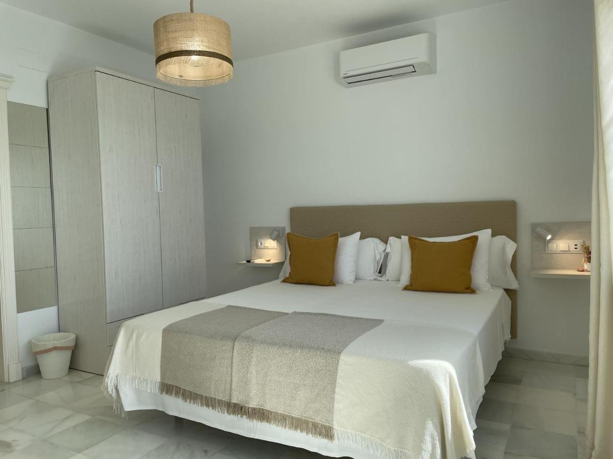 La Sirena Del Viento Bed & Breakfast Los Canos De Meca Exterior photo