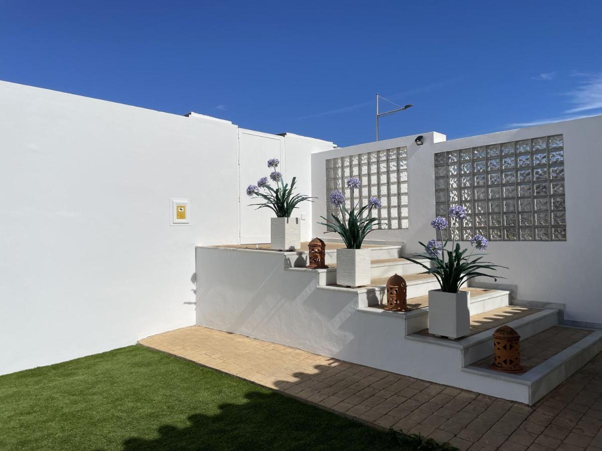 La Sirena Del Viento Bed & Breakfast Los Canos De Meca Exterior photo
