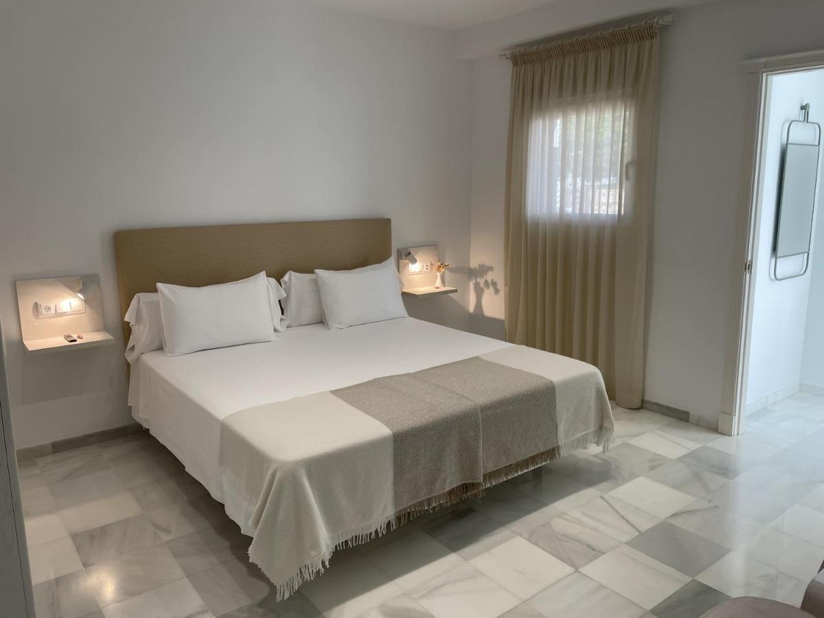 La Sirena Del Viento Bed & Breakfast Los Canos De Meca Exterior photo